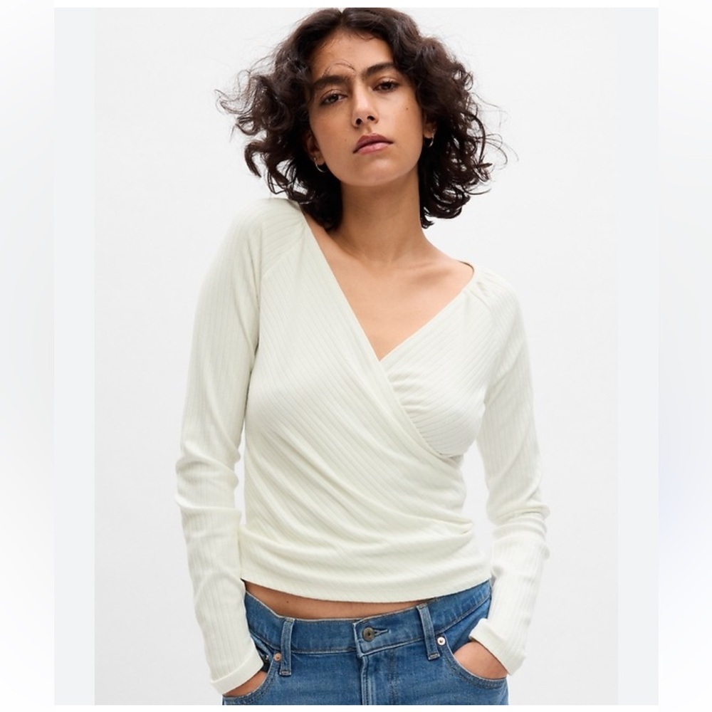 GAP Black Modern Rib Wrap T-Shirt